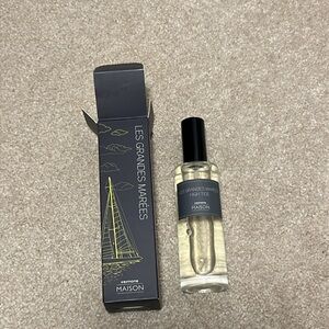 Simons Maison Les Grandes Marées High tide room spray smells so good home gift